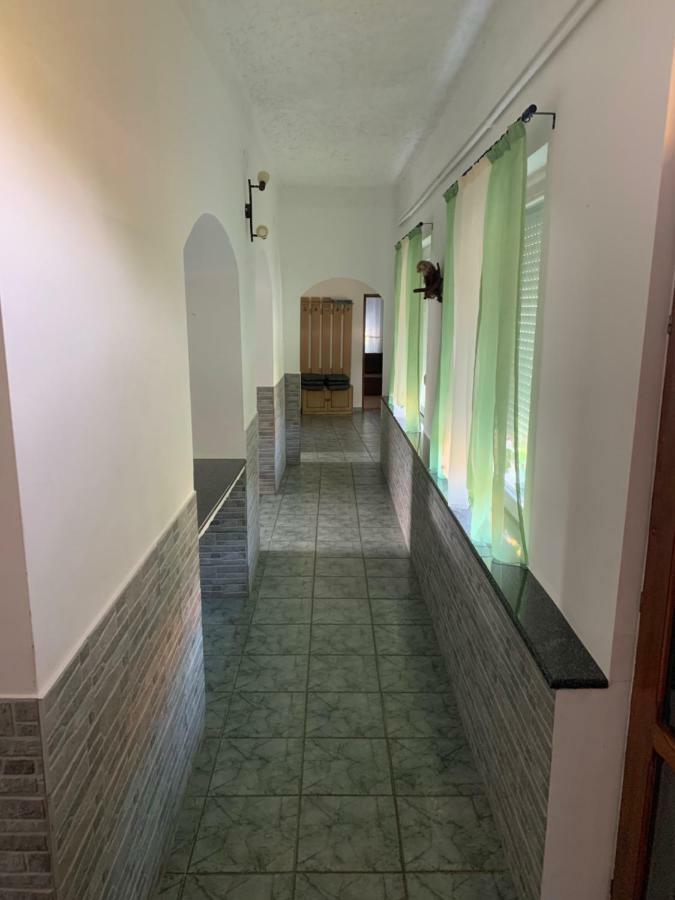 Viktor Apartmanhaz Zamárdi Екстериор снимка